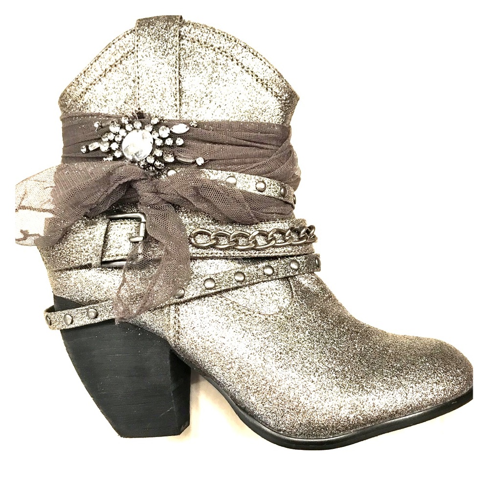 Not Rated Boots from Buckle never worn outside